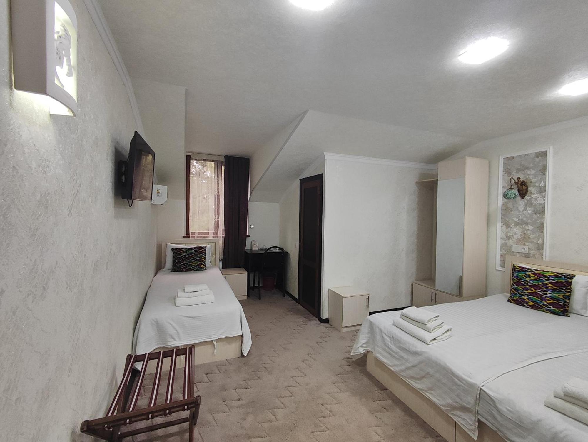 Hotel Suzani Samarkand Bagian luar foto