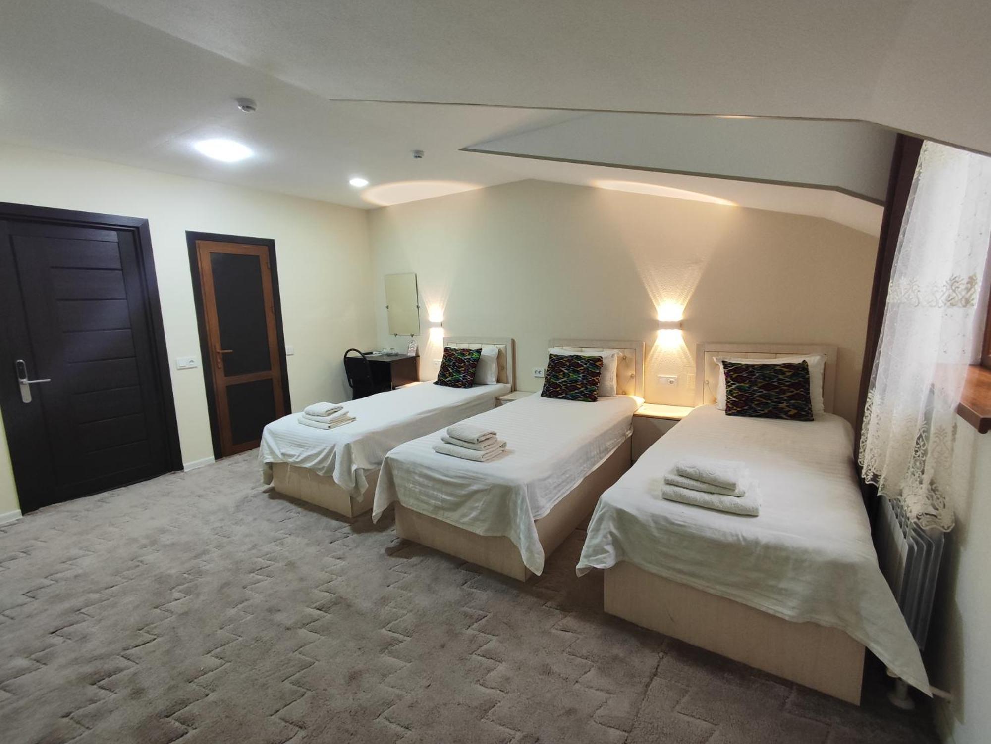 Hotel Suzani Samarkand Bagian luar foto