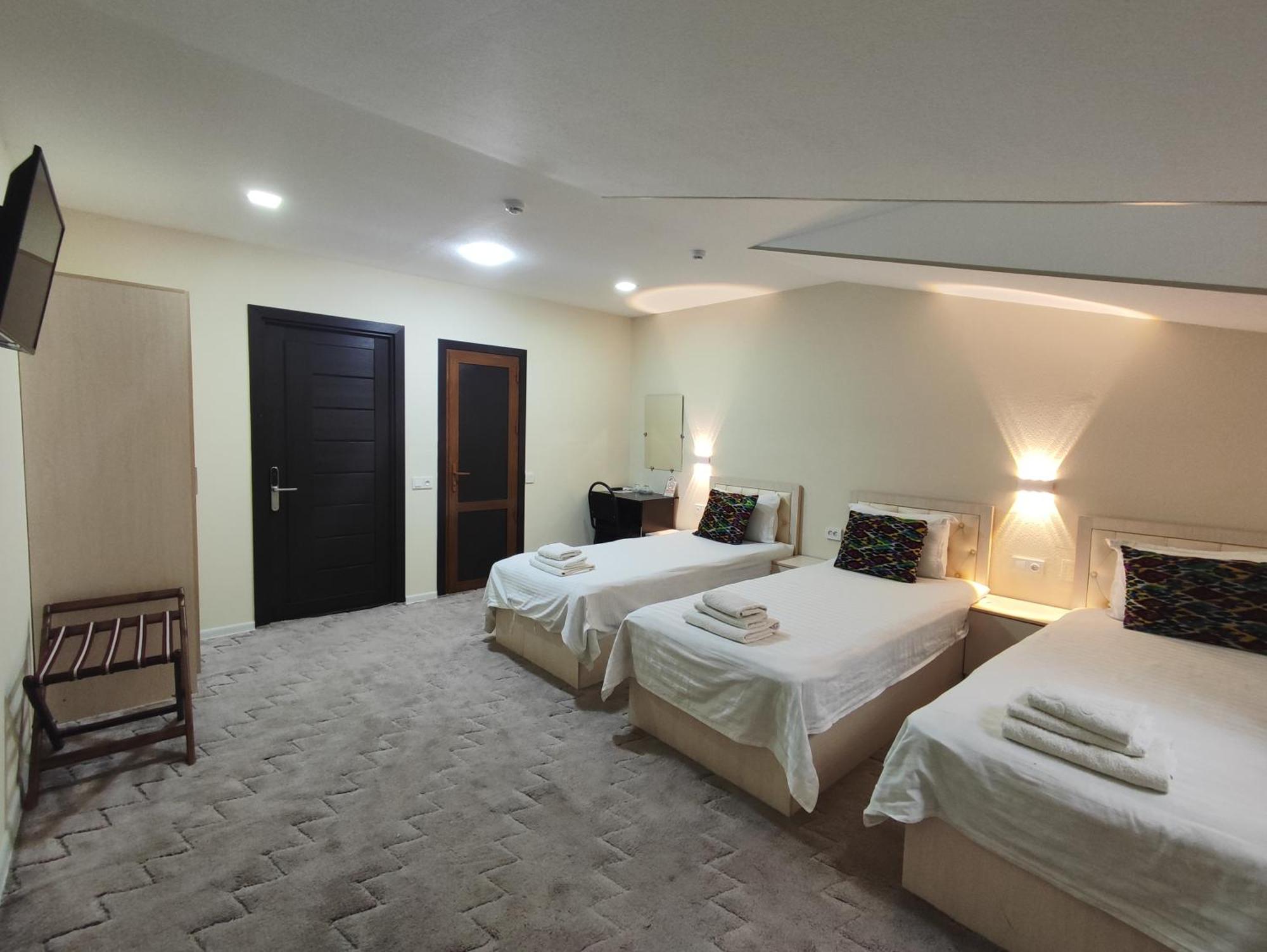 Hotel Suzani Samarkand Bagian luar foto