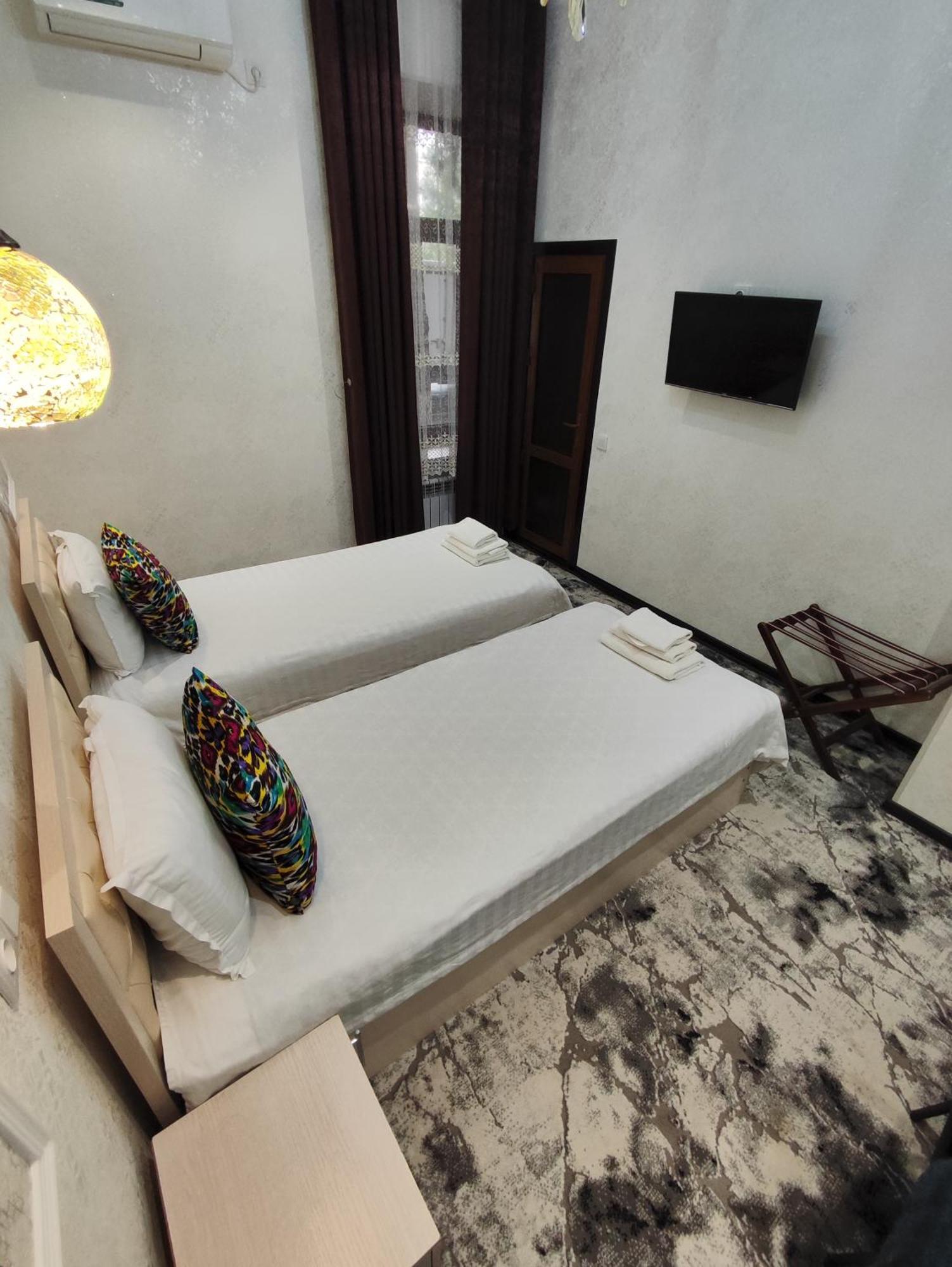 Hotel Suzani Samarkand Bagian luar foto