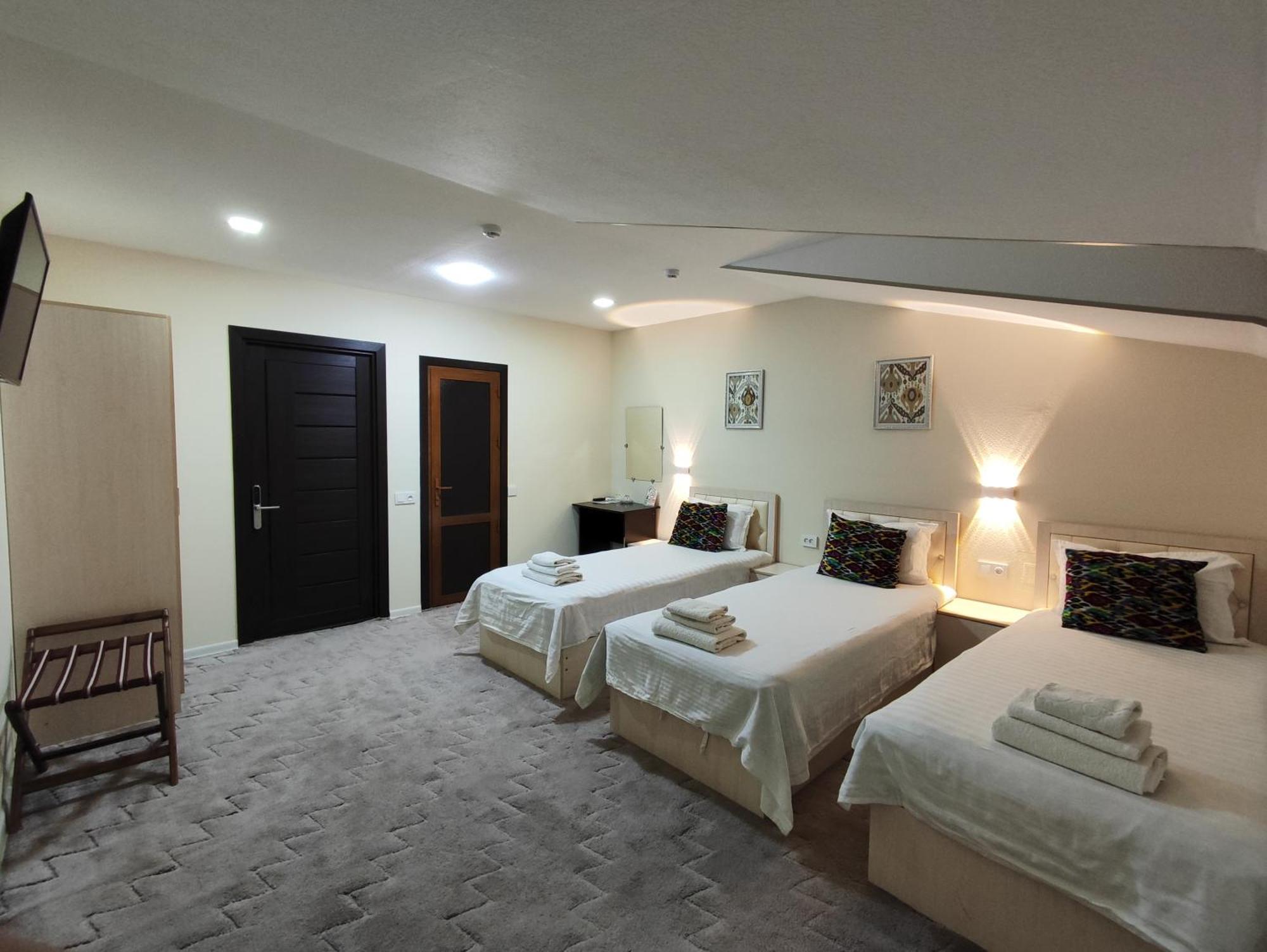 Hotel Suzani Samarkand Bagian luar foto