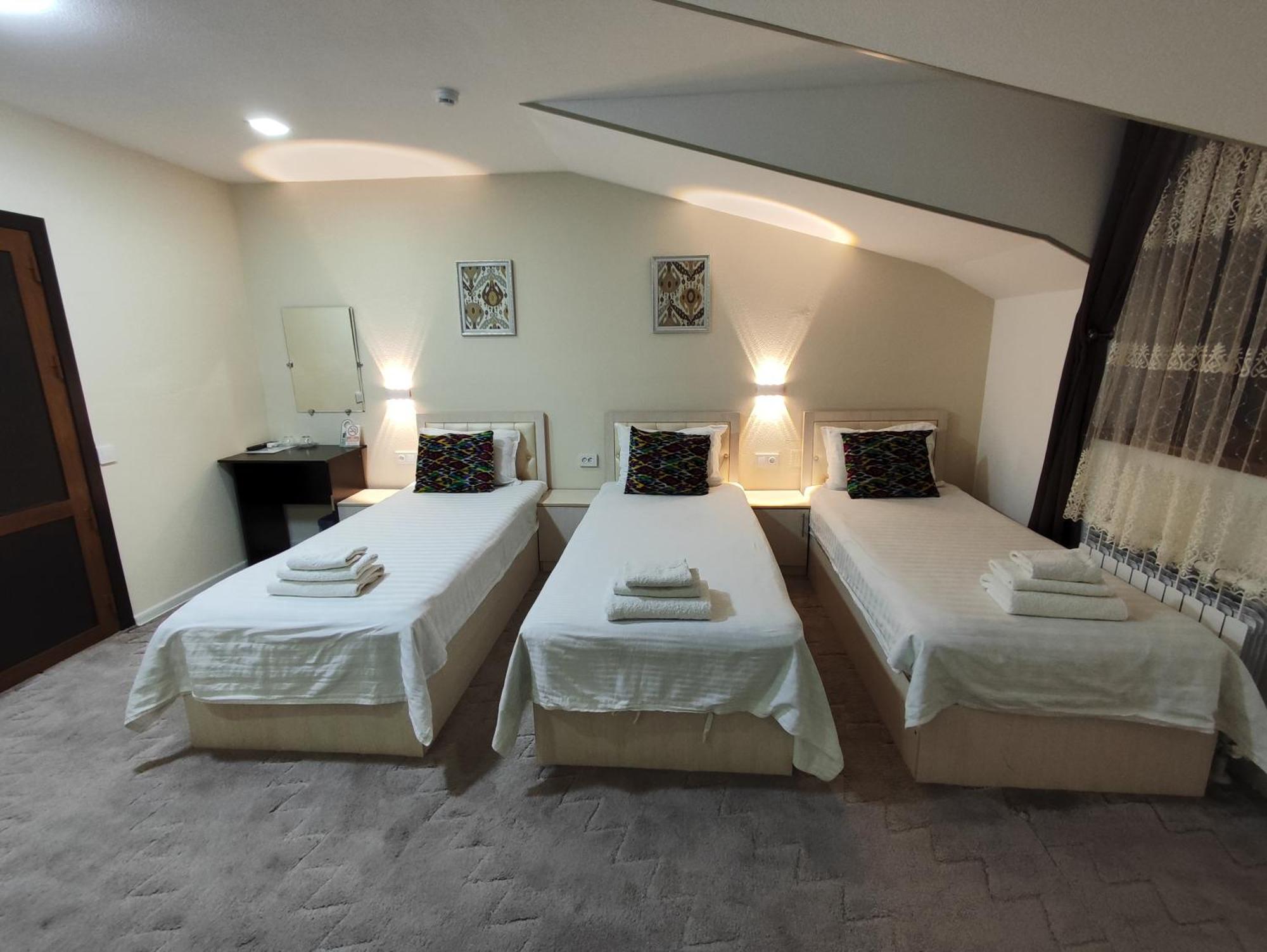Hotel Suzani Samarkand Bagian luar foto