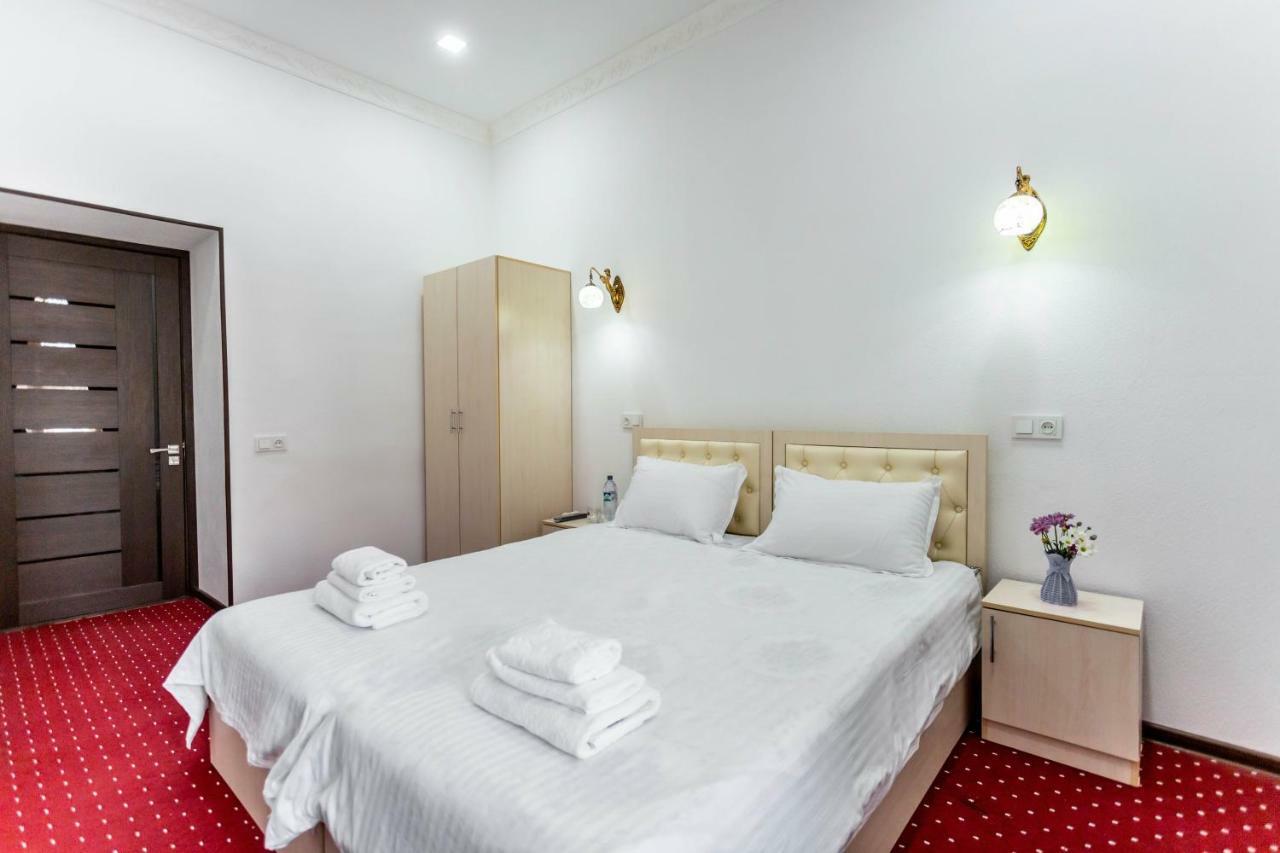 Hotel Suzani Samarkand Bagian luar foto
