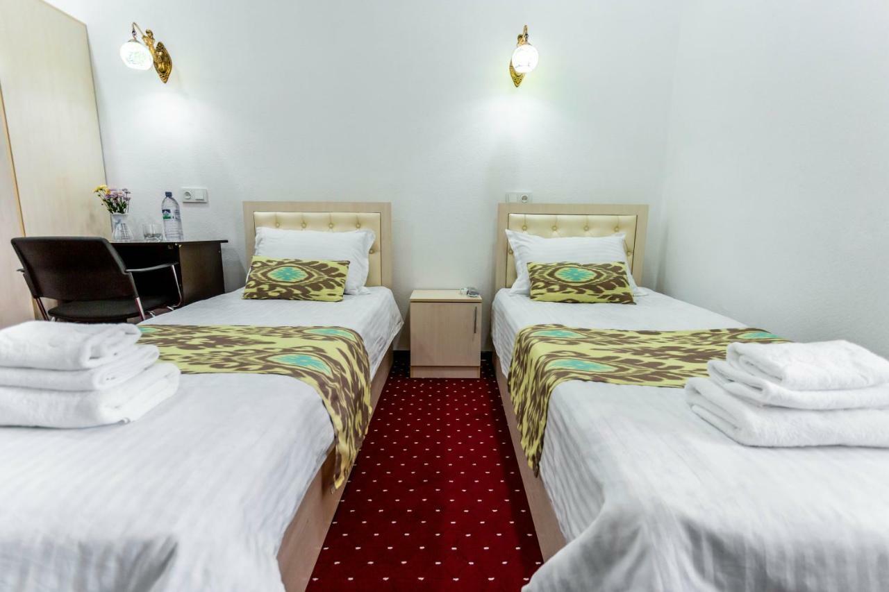 Hotel Suzani Samarkand Bagian luar foto